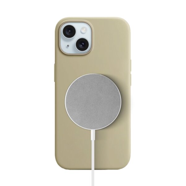 Solidenz Beige Siliconen iPhone 15 hoesje met MagSafe - Desert Sand - Afbeelding 2